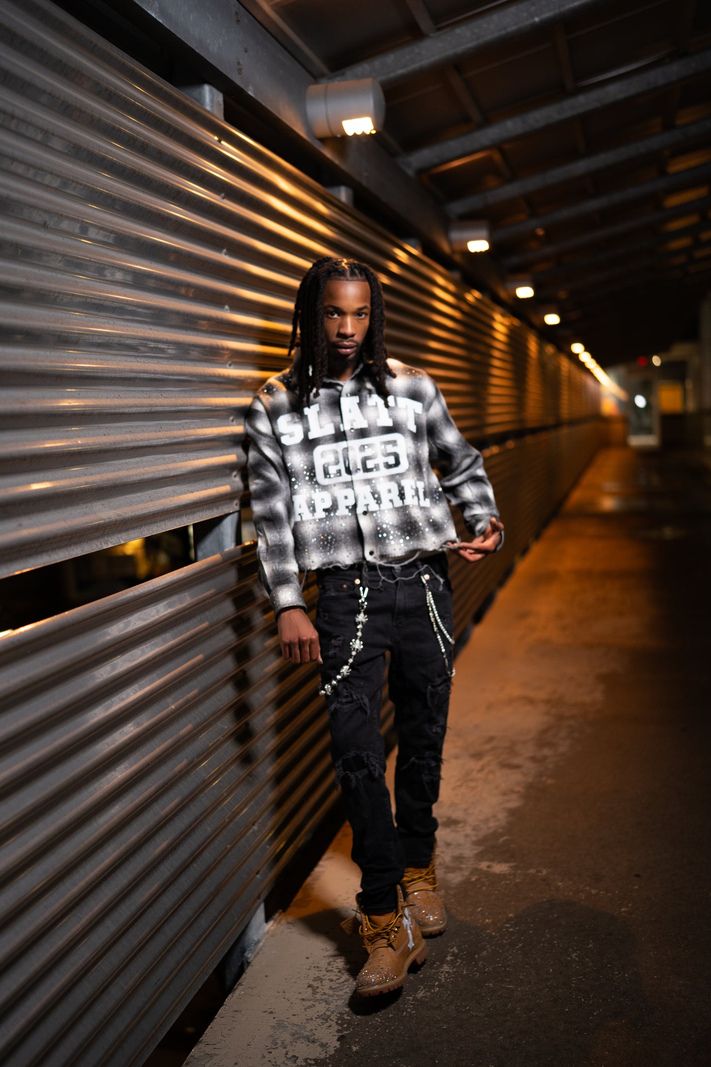 BLACK SUN FADED DISTRESSED RHINESTONE FLANNEL